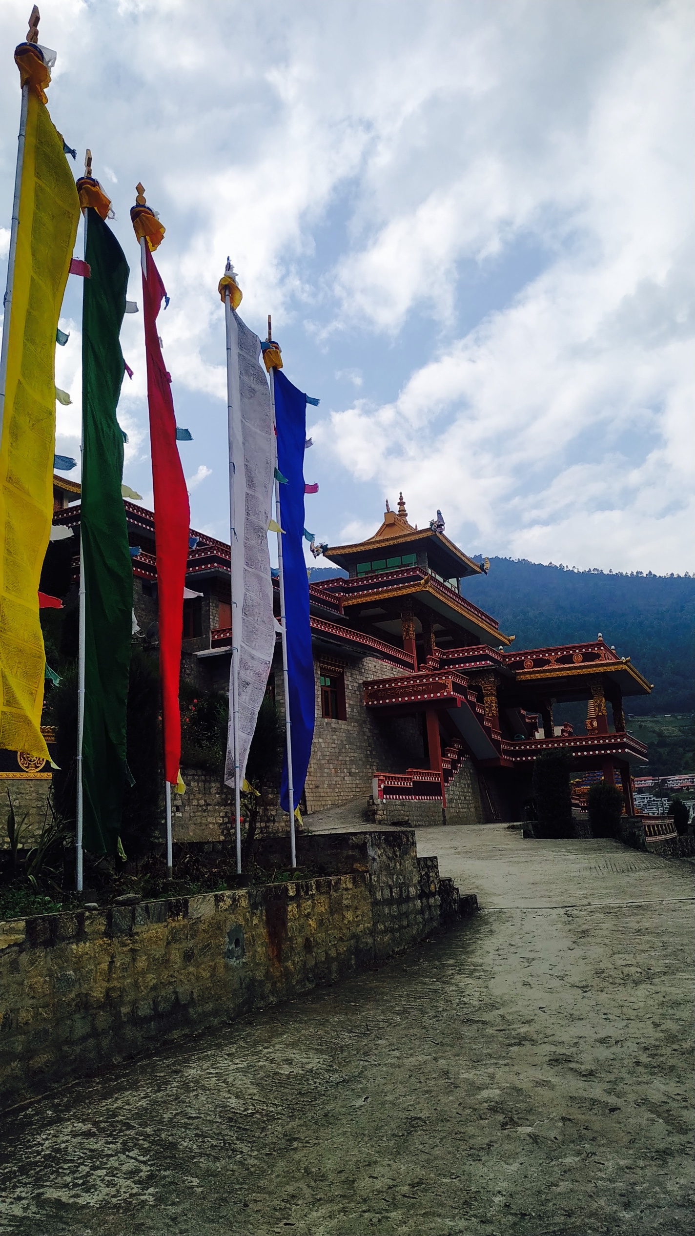 things to do in dirang-Thupsung Dhargye Monastery